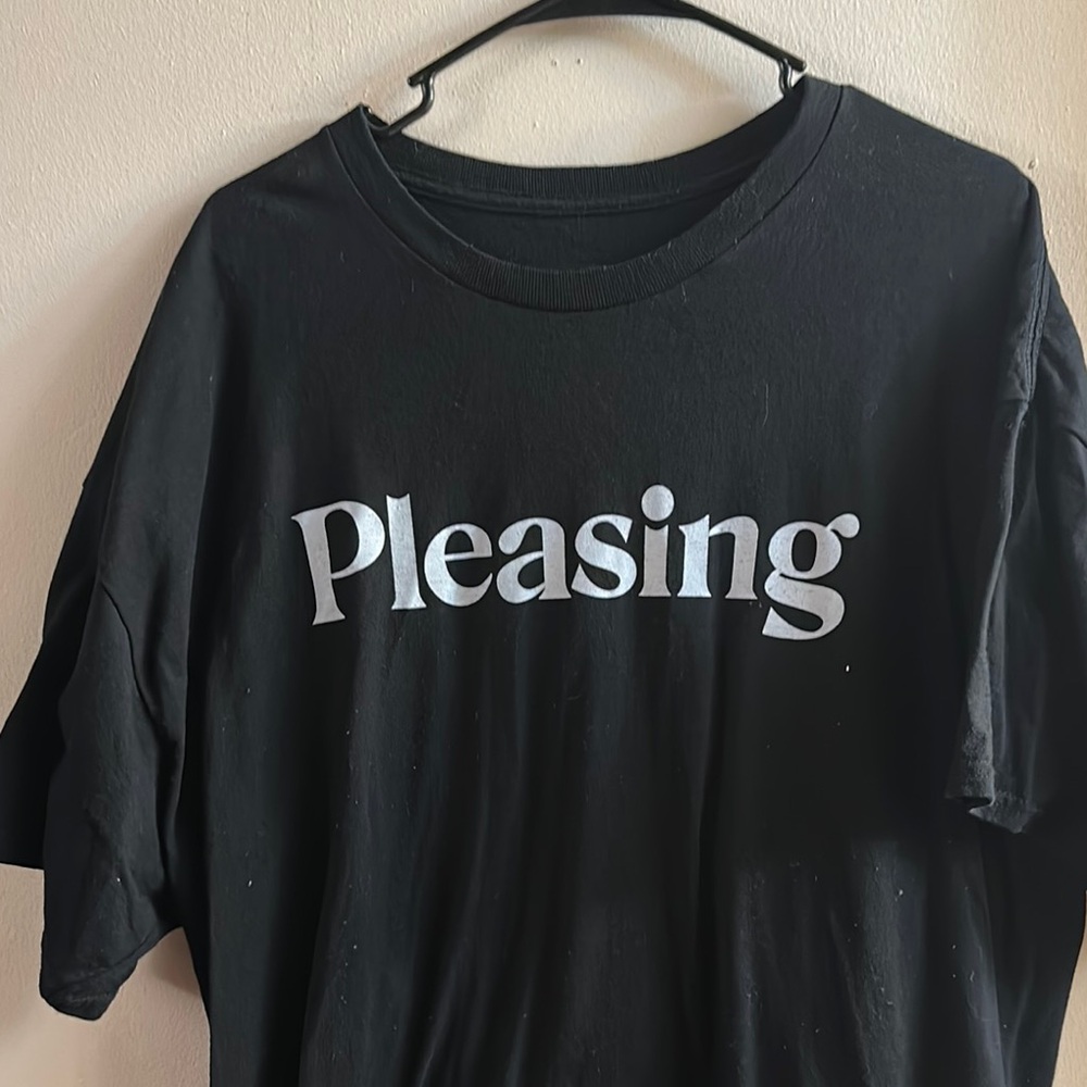 Black Pleasing T-Shirt